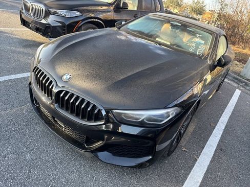 Used 2022 BMW M850i xDrive Convertible image 3