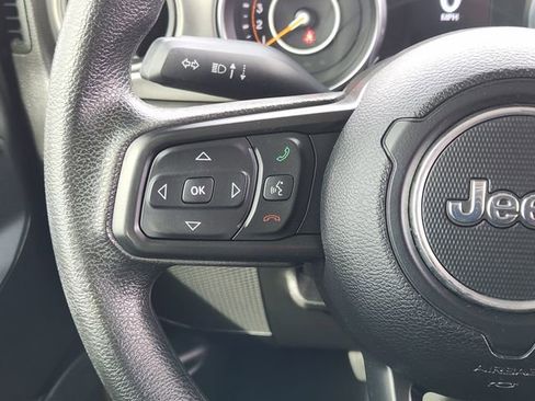 Used 2023 Jeep Gladiator Sport image 30