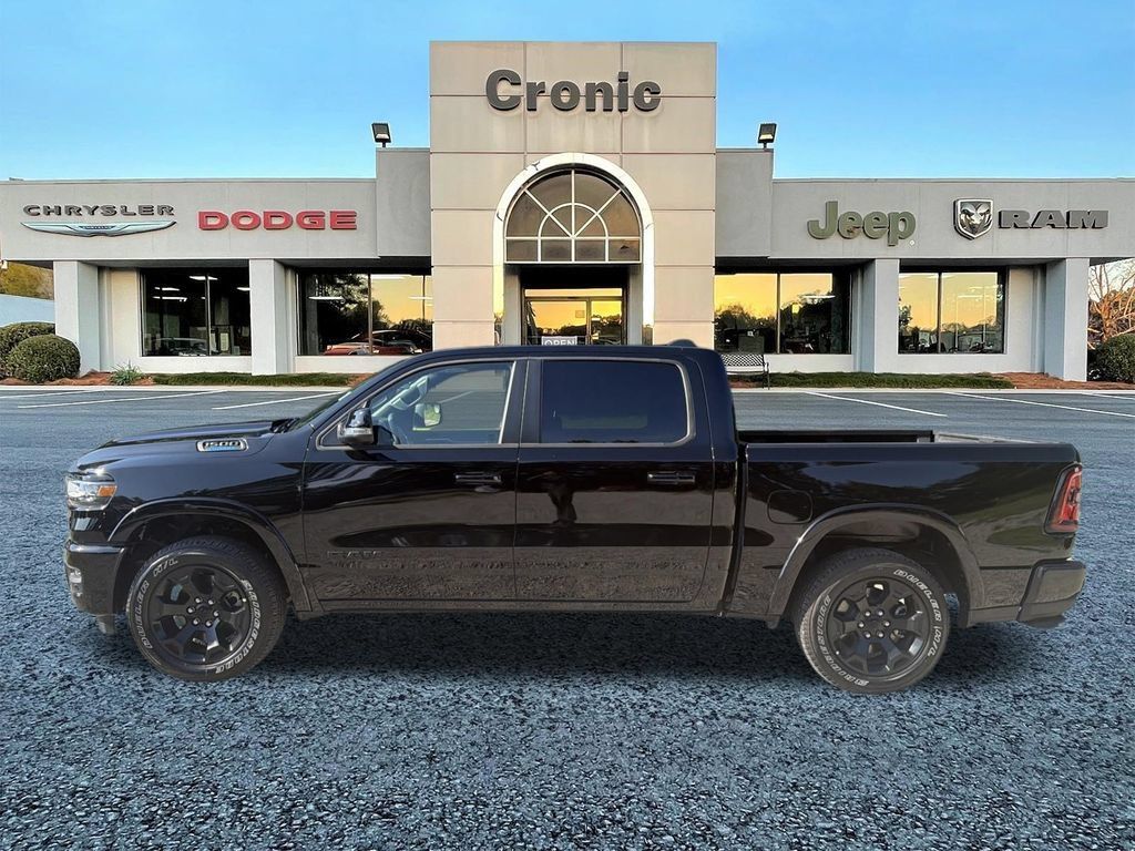 Used 2025 RAM 1500 Big Horn AWD/4WD image 6