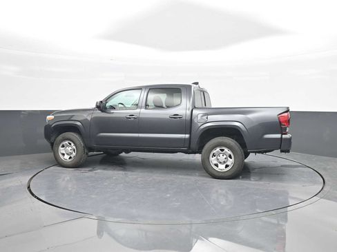Used 2022 Toyota Tacoma SR AWD/4WD image 5