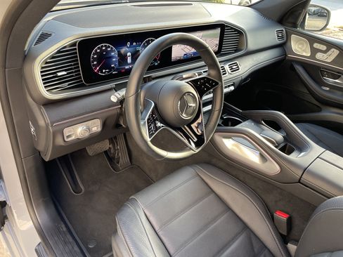 Certified 2025 Mercedes-Benz GLE 450 4MATIC image 19