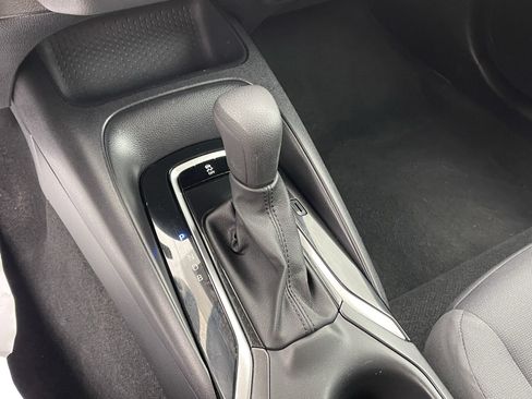 Certified 2025 Toyota Corolla LE FWD image 22