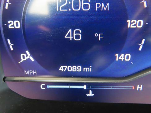 Used 2023 Chevrolet Tahoe RST w/ Luxury Package image 21