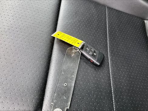 Certified 2022 Volkswagen Atlas Cross Sport SE w/ Black Wheel Package image 14