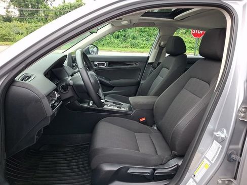 Used 2023 Honda Civic EX image 13