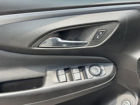 Used 2025 Buick Envista Preferred w/ Convenience I Package FWD image 18