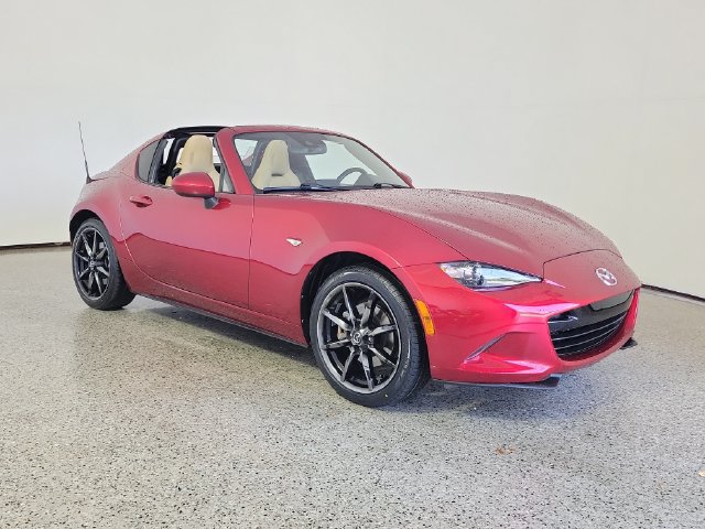 Used 2020 MAZDA MX-5 Miata RF Grand Touring RWD image 4