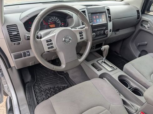 Used 2019 Nissan Frontier S RWD image 12