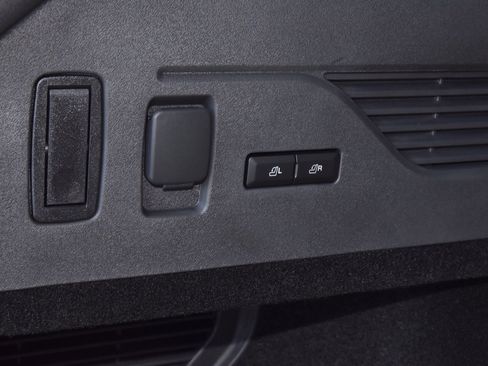 New 2026 Lincoln Nautilus Reserve image 39