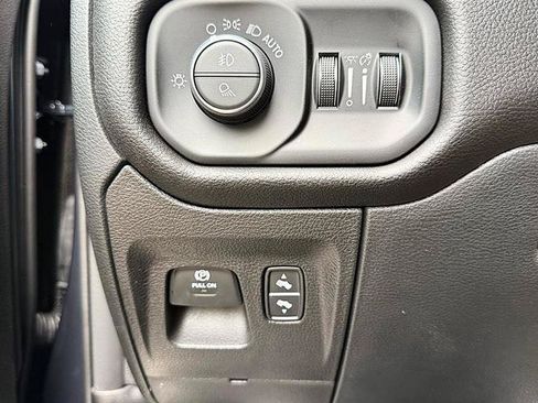 Used 2026 RAM 1500 Lone Star AWD/4WD image 43