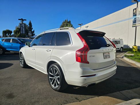 Used 2017 Volvo XC90 T6 Momentum w/ Vision Package AWD/4WD image 7