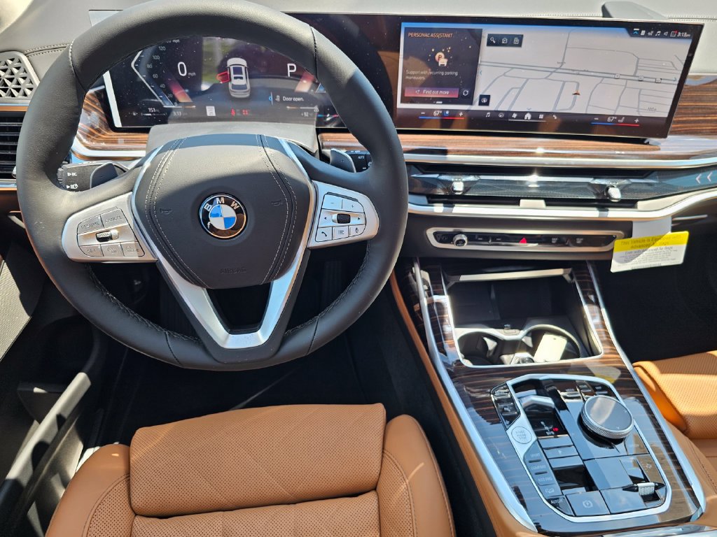 Used 2027 BMW X7 xDrive40i AWD/4WD image 18