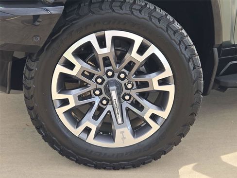 Used 2024 GMC Hummer EV 3X w/ LPO, Illumination Package AWD/4WD image 8