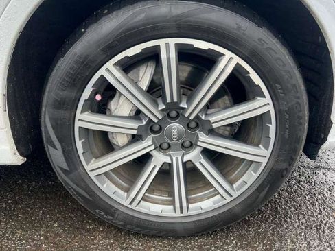 Used 2017 Audi Q7 3.0T Premium Plus w/ Premium Plus Package image 15