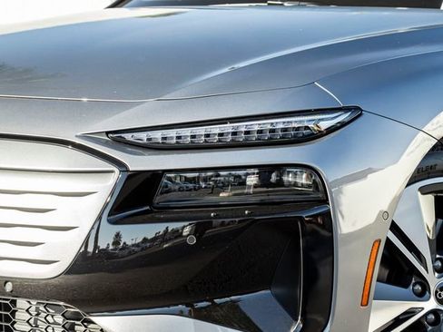 Certified 2025 Audi A6 e-tron Premium Plus w/ Premium Plus RWD image 3