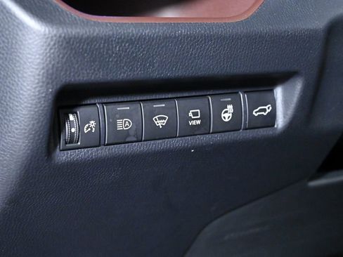 Used 2022 Toyota RAV4 Limited image 21