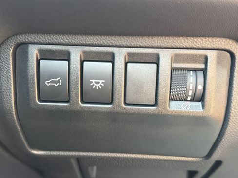 Used 2025 Subaru Ascent Bronze Edition AWD/4WD image 27