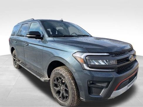 Used 2024 Ford Expedition Timberline image 2