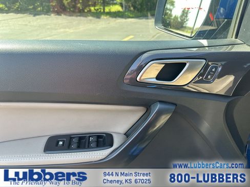 Used 2019 Ford Ranger Lariat w/ FX4 Off-Road Package AWD/4WD image 12