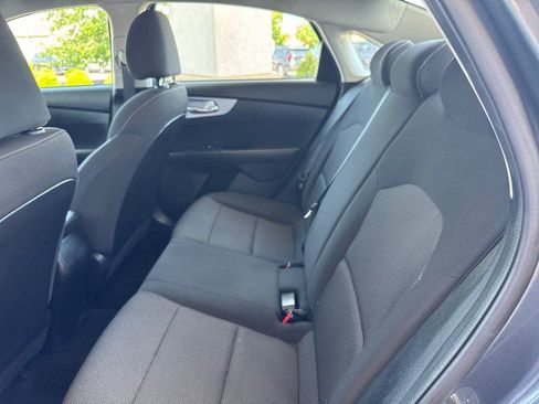 Used 2024 Kia Forte LXS FWD image 7