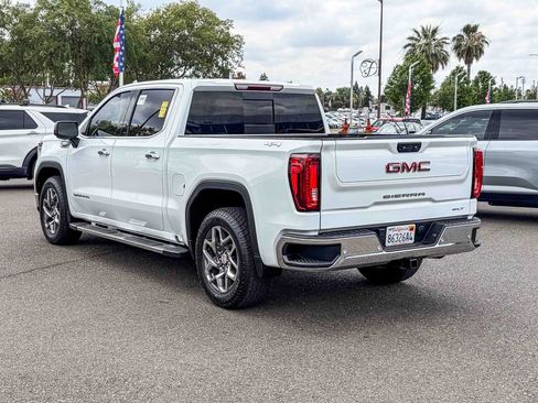 Used 2024 GMC Sierra 1500 SLT w/ SLT Premium Plus Package AWD/4WD image 2