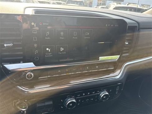 Used 2025 GMC Sierra 1500 Elevation image 13