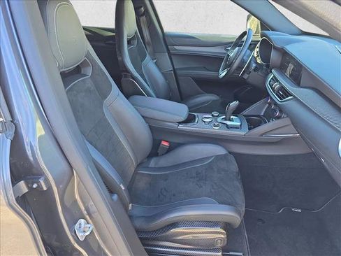 Used 2024 Alfa Romeo Stelvio Quadrifoglio w/ Active Assist Plus Package image 10