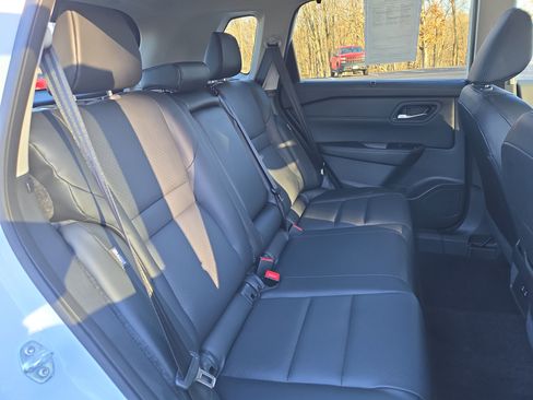 Certified 2025 Nissan Rogue SV w/ SV Premium Package image 29