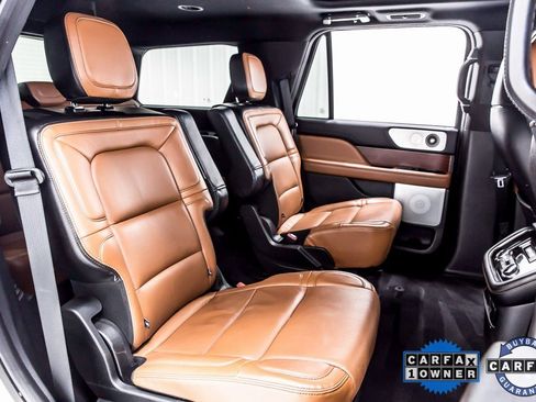 Used 2021 Lincoln Navigator Reserve w/ Luxury Package image 33
