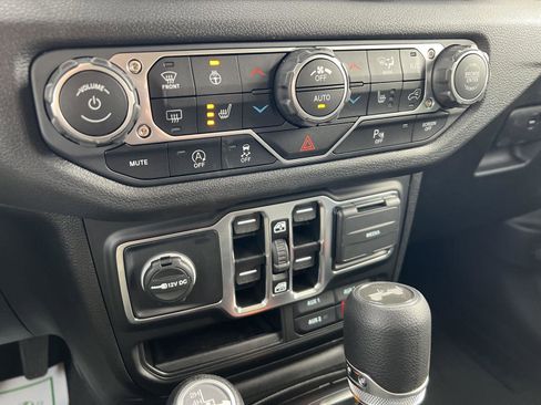 New 2025 Jeep Wrangler Sport S image 28