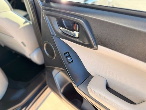 Used 2014 Subaru Forester 2.5i Touring w/ Protection Package #2 image 19