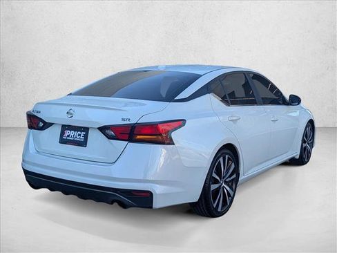 Used 2019 Nissan Altima 2.5 SR w/ SR Premium Package image 5