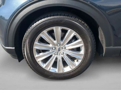 Used 2022 Ford Explorer Limited w/ Hybrid Equipment Group 310A RWD image 29