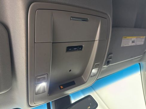 Used 2016 GMC Yukon SLE image 17