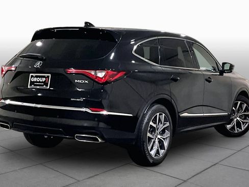 Used 2024 Acura MDX SH-AWD w/ Technology Package image 12