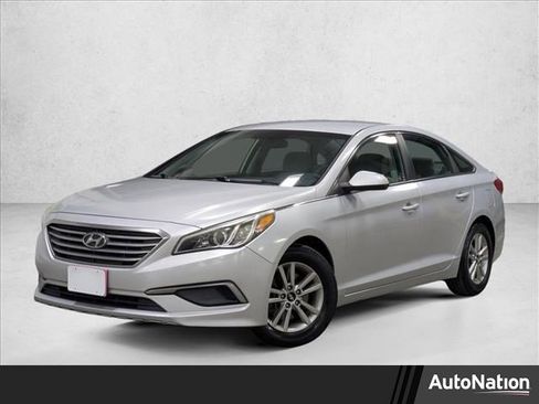 Used 2016 Hyundai Sonata SE image 1
