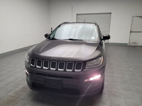 Used 2018 Jeep Compass Sport image 15