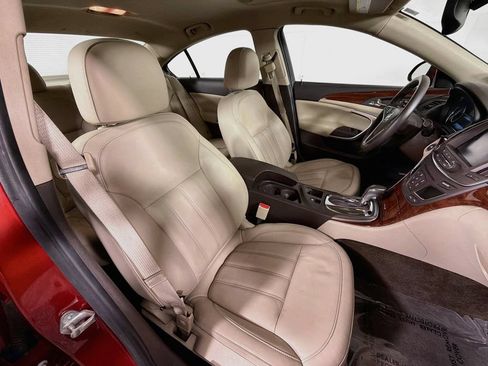 Used 2014 Buick Regal Premium w/ Driver Confidence Package #1 FWD image 29