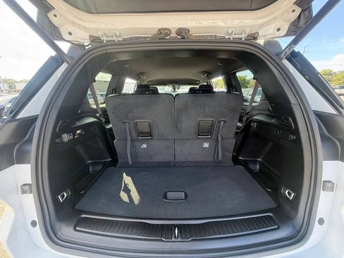 Used 2023 Jeep Grand Cherokee L Laredo AWD/4WD image 13