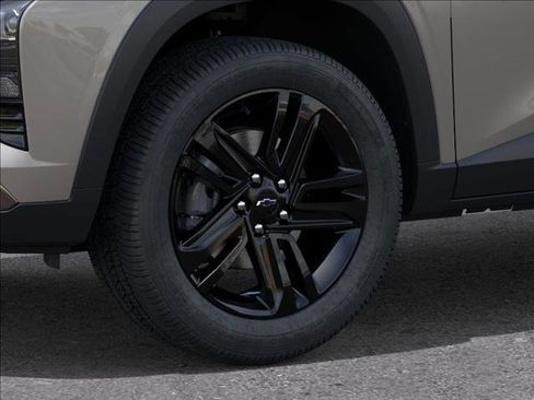 New 2026 Chevrolet Trax ACTIV w/ Sunroof Package FWD image 9