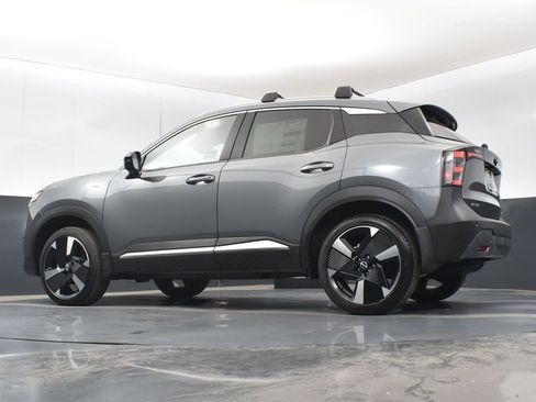 New 2026 Nissan Kicks SR w/ Cold Weather Package AWD/4WD image 40