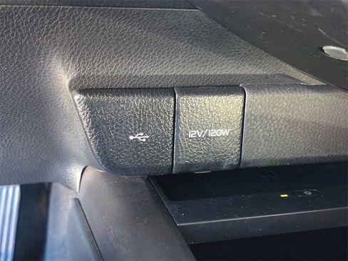 Used 2024 Toyota Camry XLE image 24