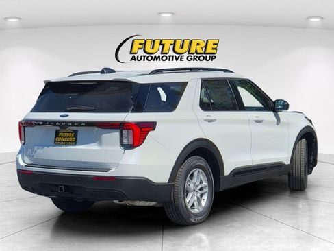 New 2026 Ford Explorer Active image 6