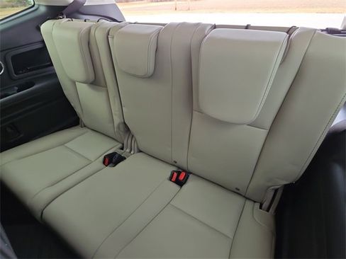 Used 2025 Subaru Ascent Limited image 30