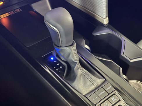 New 2026 Toyota Camry SE FWD image 25