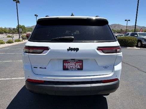 Used 2021 Jeep Grand Cherokee L Laredo AWD/4WD image 4