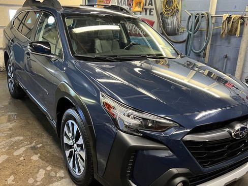 Used 2024 Subaru Outback Limited AWD/4WD image 5