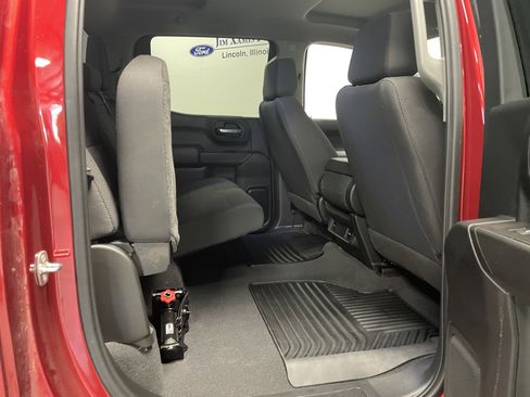 Used 2022 Chevrolet Silverado 1500 Custom w/ LPO, Blackout Package image 25