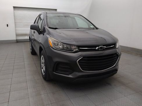 Used 2019 Chevrolet Trax LS w/ Tint and Cruise Package FWD image 13