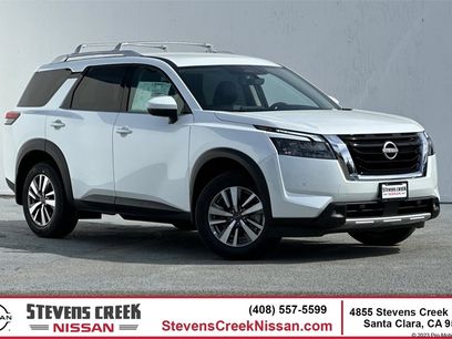 New 2025 Nissan Pathfinder SL